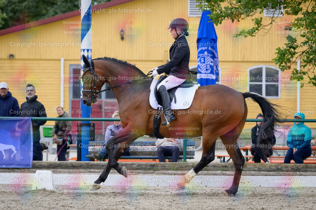 Zecherle_Martina_Lots-of-Dots_M_230806_13 | gis-fotografie