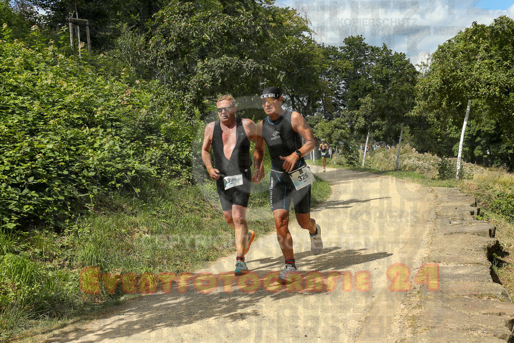 250824_1339_EX1_3132 | Sportfotografie im Rhein-Sieg Kreis, Köln, Bonn, NRW, Rheinland Pfalz, Hessen, etc. Unser Tätigkeitsfeld umfasst den Laufsport vom Volkslauf über den Marathon, Duathlon, Triathon bis zum Ultralauf wie Kölnpfad Ultra oder Schindertrail.