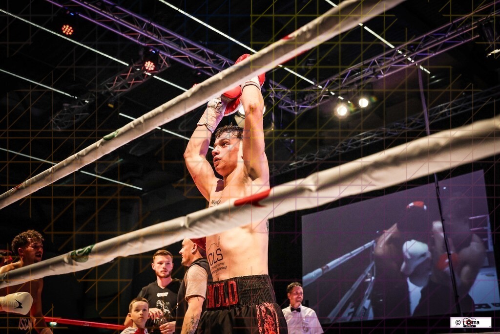 BoB 2026 Arnold vs. Faiz-71 | professionelle Sport- und Eventfotografie von Tomafocus – dynamische Bilder, emotionale Momente und hochwertige Aufnahmen für jeden Anlass. - Realisiert mit Pictrs.com