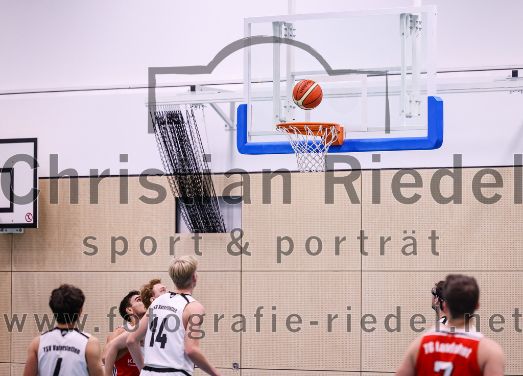 2022-12-03_088_TSV_Vaterstetten_gegen_TG_Landshut | Vaterstetten, Deutschland, 03.12.2022:
Basketball, Bayernliga Herren Südost 2022 / 2023, 7. Spieltag, TSV Vaterstetten gegen TG Landshut, Endergebnis: 71:78

D. Wolf (TSV Vaterstetten, #14)

Foto: Christian Riedel / fotografie-riedel.net