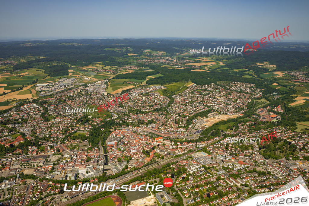 Das Luftbild zeigt  Backnang - Die Luftaufnahme wurde 2023 vom UL-Flugzeug aus erstellt ( keine Drohne ) - Hochauflösende Luftaufnahme - Für grossformatige Ausdrucke geeignet. Die Geschenkidee !Mit Lizenz und Bildrechte bestellbar