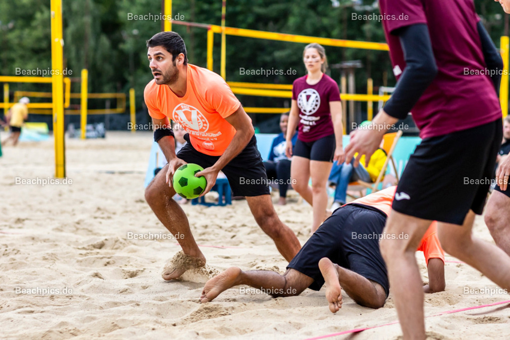 2025-200085228-Strandvölkerball-WM |  24.08.2025; Berlin Foto: Gerold Rebsch - www.beachpics.de