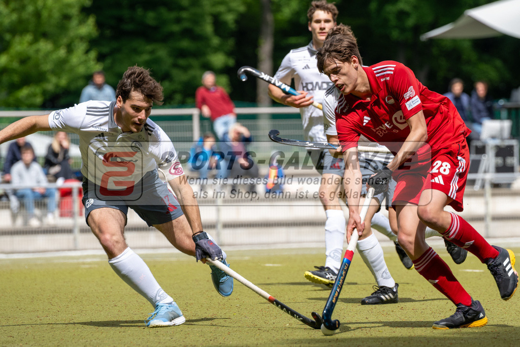 SFE_20250504_0078 | Köln, Deutschland, 04.05.2025:  Hockey 1. Bundesliga Herren Rot-Weiss Köln - Münchener SC im KTHC Stadion Rot-Weiss Köln Tennis and Hockey Club am 04.05.2025 in Köln, Deutschland. (Foto von Stephan Fehrmann)Köln, Germany, 04.05.2025: Hockey 1. Bundesliga Herren Rot-Weiss Köln - Münchener SC in KTHC Stadion Rot-Weiss Köln Tennis and Hockey Club at 04.05.2025 in Köln, Deutschland. (Foto from Stephan Fehrmann)