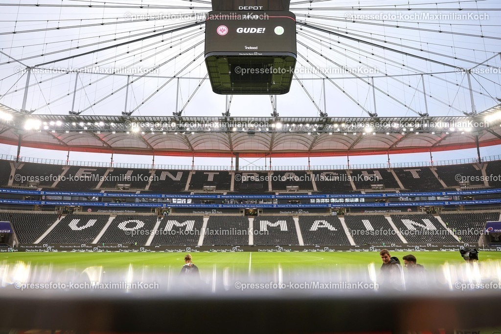 SGE30112501003 | 30.11.2025, Fußball, Eintracht Frankfurt - VfL Wolfsburg, 1. Fußball Bundesliga, 12. Spieltag, Deutsche-Bank-Park (Frankfurt am Main), Saison 2025 2026: Innenansicht Stadion vor dem Spiel - leere Tribüne mit Schriftzug Eintracht vom MainDFB Regulations prohibit any use of photographs as image sequences and or quasi-video.