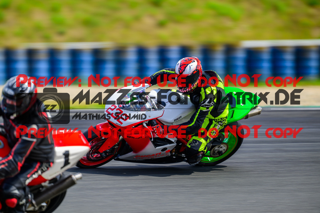 MaZZes_FotoMatrix_240725_6007705_3076 | GRUEN