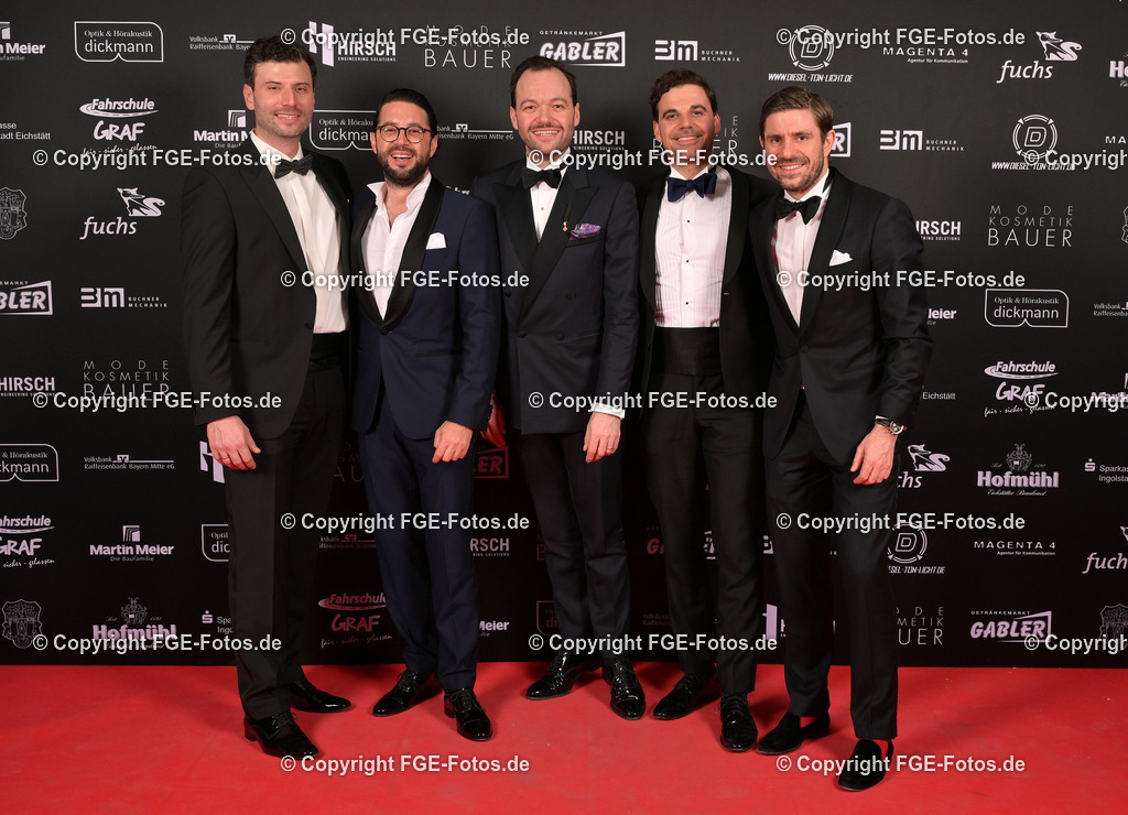 20240114-fge-fotos-0486 | Eröffnungsball der FGE am 14.01.2024 im Alten Stadttheater in Eichstätt. - Realisiert mit Pictrs.com