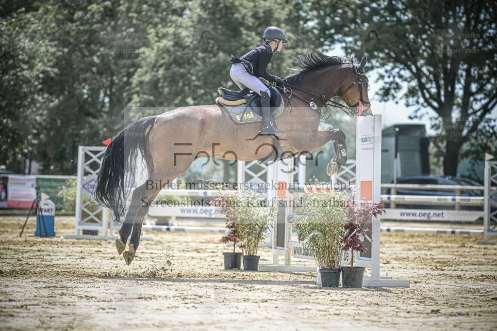 20240509-DOS_8886 | Entdecke hochwertige Reitturnierfotos von Foto Oger. Professionell, emotional und authentisch – jetzt Lieblingsmomente im Shop bestellen. - Realisiert mit Pictrs.com