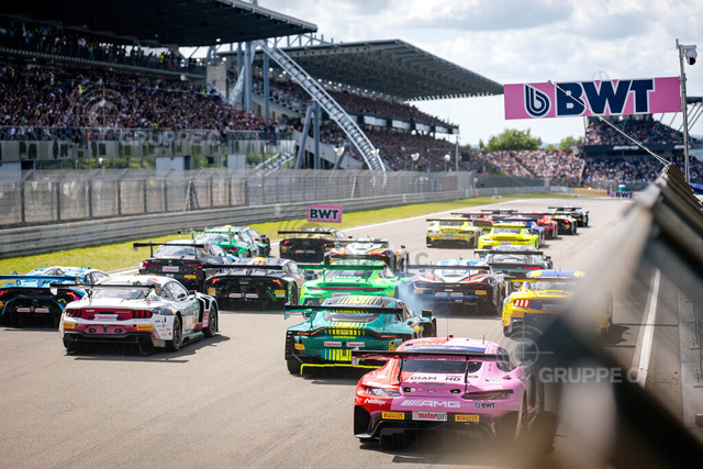 DTM525_080913324402508TU_TU | DTM, 9. + 10. Rennen Nürburgring 2025 - Foto: Gruppe C Photography - Realisiert mit Pictrs.com