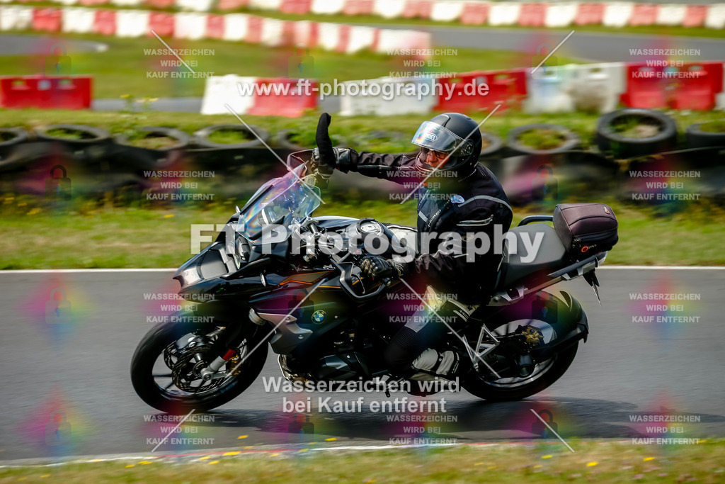 VBK-4809 | Hier findet Ihr Bilder von Touristenfahrten auf der Nürburgring Nordschleife oder von anderen Veranstaltungen die ich besucht habe. Viel Spass beim Durch Schauen 