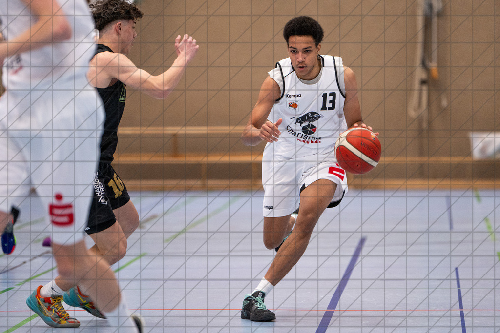 JBBL 24/25 | 26.01.2025 | Charisma Young Bulls vs. Gartenzaun24 Baskets Paderborn | JBBL 24/25 | 26.01.2025 | Charisma Young Bulls vs. Gartenzaun24 Baskets Paderborn - - - - - CREDIT, www.bullenfotos.de, Martin König, Hörner Weg 40, D-49078 Osnabrück, +4917663732967, Nutzung und Weitergabe nur zu den vereinbarten Zwecken. Presseanfragen an Urheber. Alle Rechte beim Urheber. - - - - - - Realisiert mit Pictrs.com