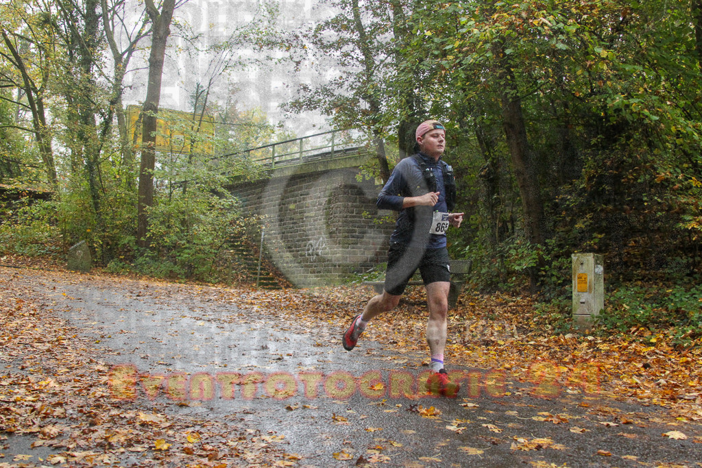 241027_0930_EV4_5674 | Sportfotografie im Rhein-Sieg Kreis, Köln, Bonn, NRW, Rheinland Pfalz, Hessen, etc. Unser Tätigkeitsfeld umfasst den Laufsport vom Volkslauf über den Marathon, Duathlon, Triathon bis zum Ultralauf wie Kölnpfad Ultra oder Schindertrail.