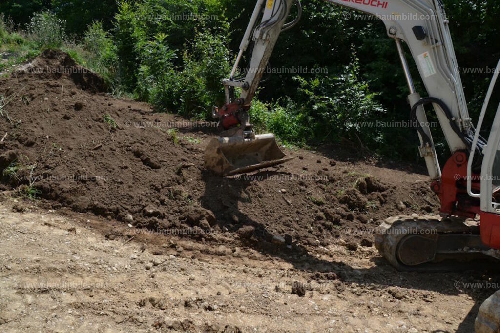 bib-lg02-erdarbeiten-0242 | Nach LV-Leistungsgruppen sortierte Detailfotos über den Bau eines Hauses. Alle Hausbau-Bilder direkt vom Urheber und Autor der Website Haus-Selber-Bauen.com