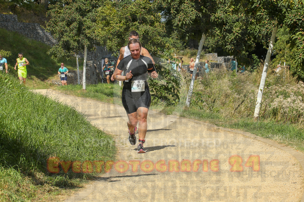250824_1238_EX1_0047 | Sportfotografie im Rhein-Sieg Kreis, Köln, Bonn, NRW, Rheinland Pfalz, Hessen, etc. Unser Tätigkeitsfeld umfasst den Laufsport vom Volkslauf über den Marathon, Duathlon, Triathon bis zum Ultralauf wie Kölnpfad Ultra oder Schindertrail.