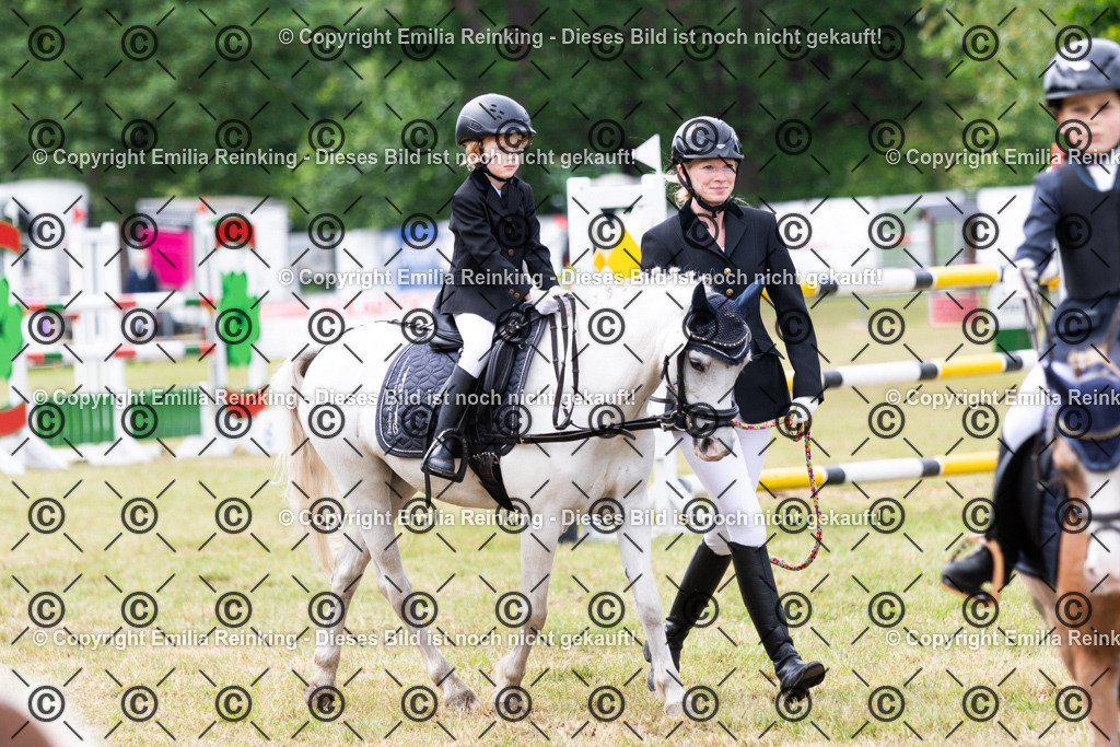 CL5A9305 | Emilia Reinking Fotografie - Realisiert mit Pictrs.com