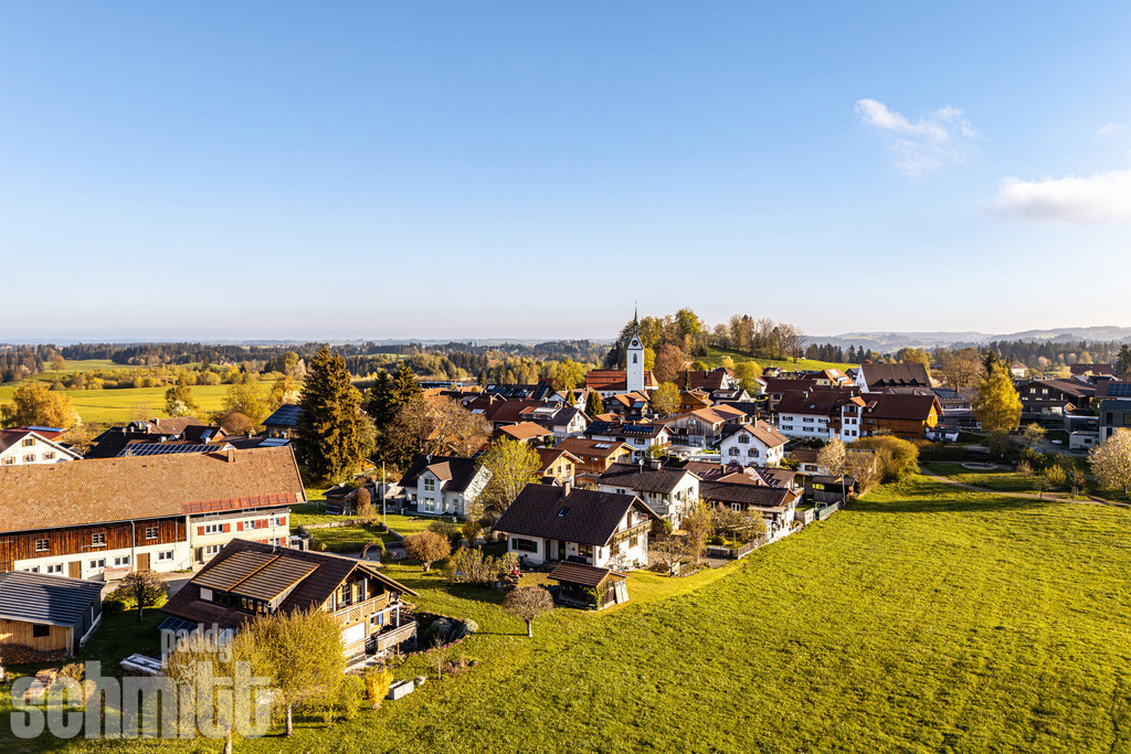 PS-Ellhofen-2026-01 | Entdecke die größte Bildgalerie der Region mit Fotografien aus dem Allgäu, der Bodenseeregion, Oberschwaben, dem Donautal und der Schwäbischen Alb. Landschaften, Luftaufnahmen und Reisefotografie als Wandbild und Fotokunst. - Realisiert mit Pictrs.com