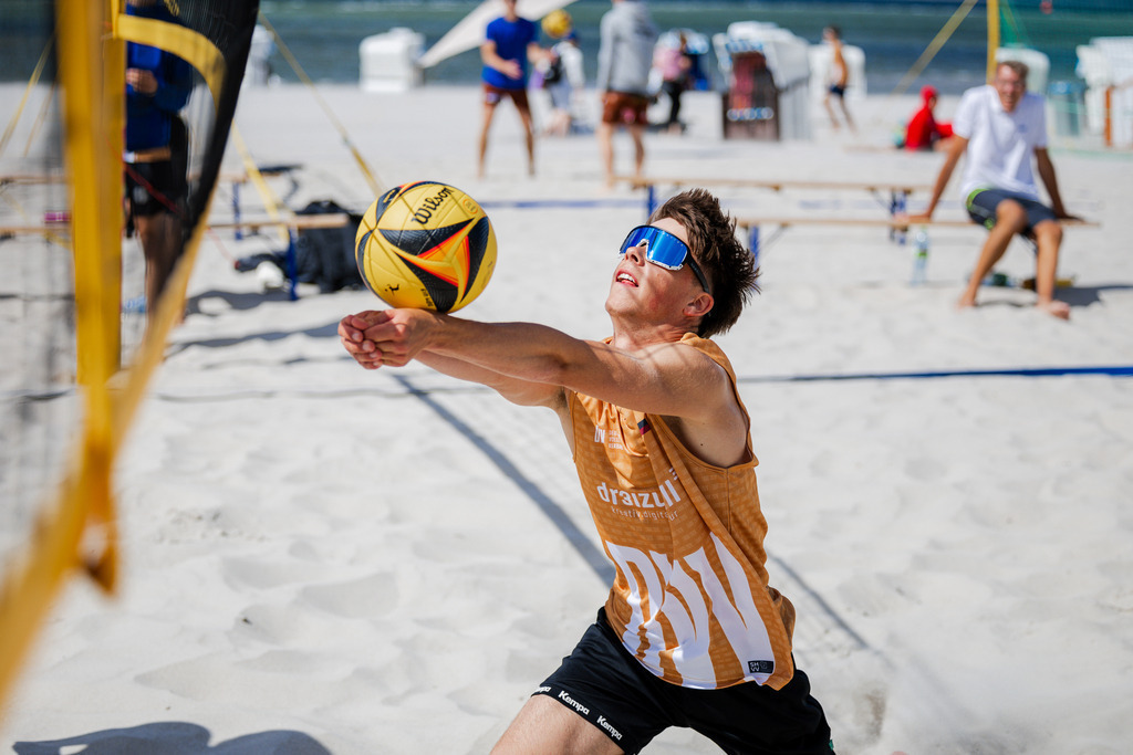 Beachvolleyball I Saison 2026 I Deutsche Meisterschaft U19 I 1. Tag | Jasper Lorenz Fotografie - Realisiert mit Pictrs.com