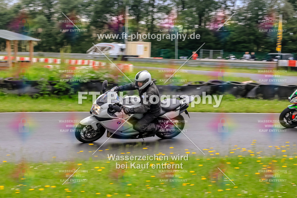 VBK-6952 | Hier findet Ihr Bilder von Touristenfahrten auf der Nürburgring Nordschleife oder von anderen Veranstaltungen die ich besucht habe. Viel Spass beim Durch Schauen 