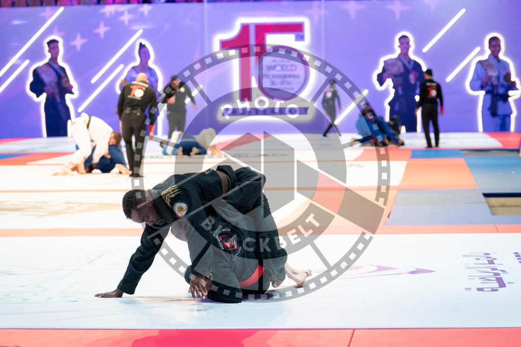 20231107PBB6534 | Fighters compete during the AJP World Master Championship in the Mubadala Arena in Abu Dhabi, Arab United Emirates, on November 7, 2023.