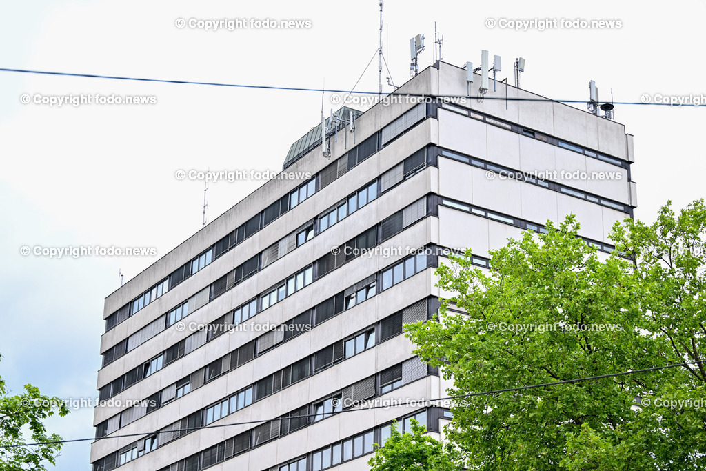 Polizeieinsatz Linz Nietzschestrasse nach Bombendrohung im Polizeigebaeude_ 22.05.2024-10 | 22.05.2024, AUT, Polizeieinsatz Linz Nietzschestrasse nach Bombendrohung im Polizeigebaeude, im Bild Gebaeude der LPD Ooe