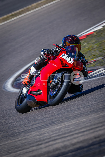 0795-260526NBR-018_795 | Deine Full-Service-Agentur für ✔️Videoproduktionen und ✔️Motorsportfotografie Jetzt Angebot anfragen!