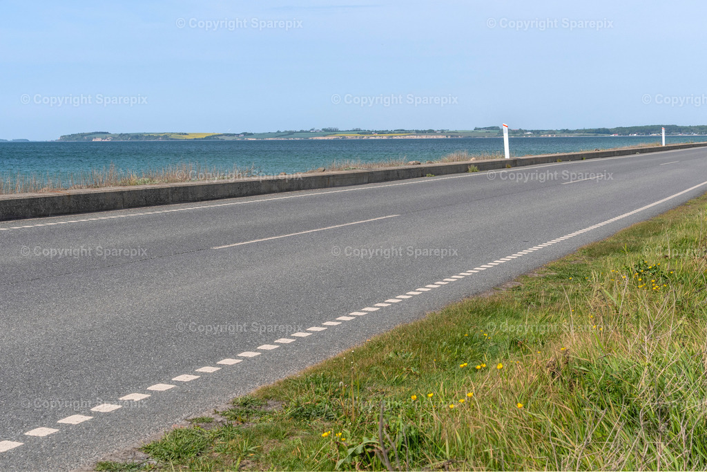 CAR_TE_Country_Road30 | sparepix - Realisiert mit Pictrs.com