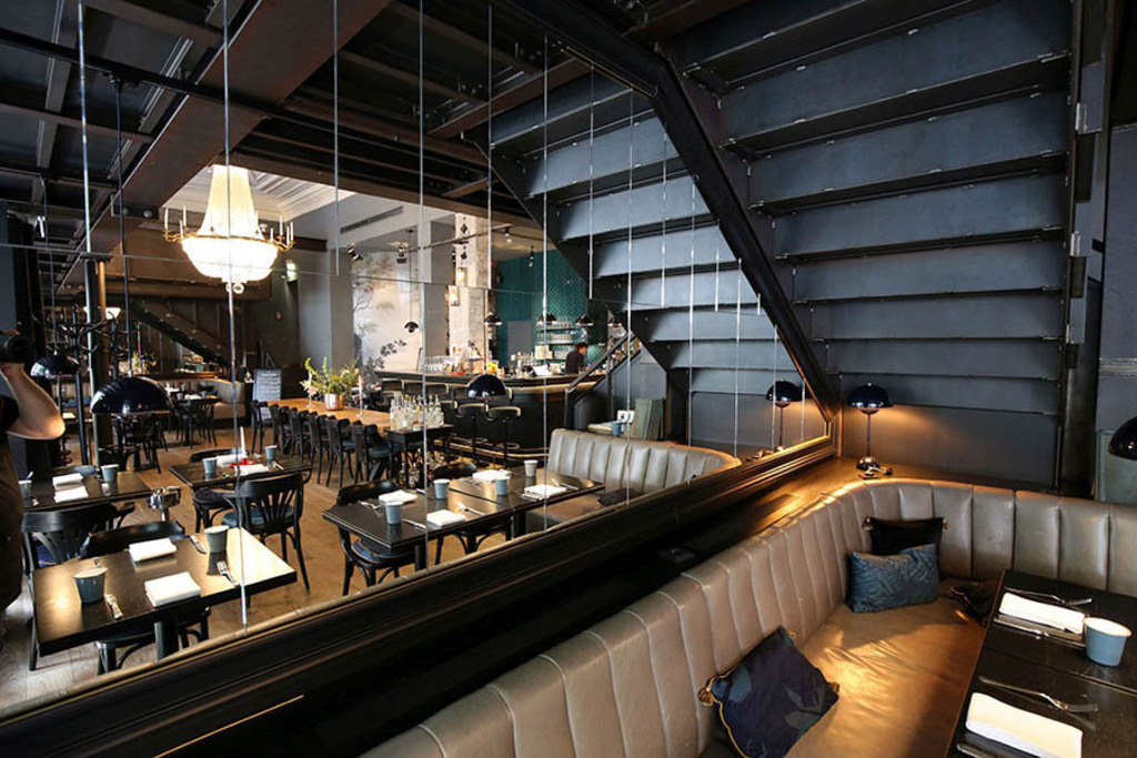 Macis Leipzig - Restaurant und Biomarkt | Entdecke über 20 Kategorien Leipzig-Motive: Foto-Downloads, hochwertige Poster, Leinwand- & Fine-Art-Prints. Jetzt Lieblingsfoto im Bildlexikon Leipzig Shop bestellen!