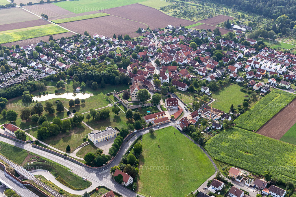 Luftbild: Ortsansicht im Ortsteil Kilchberg in Tübingen im Bundesland Baden-Württemberg in Deutschland. Foto: IMG_008730.jpg vom 27.08.2020 durch Werner Riehm/FLY-FOTO.de