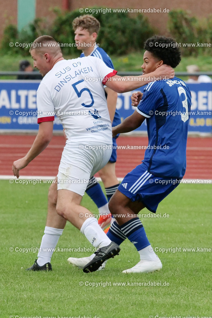 Fußball : Testspiel : SuS 09 Dinslaken - Schalke 04 U 19 am 25.07.2024 | Foto : Jochen Emde / www.kameradabei.de - Realisiert mit Pictrs.com