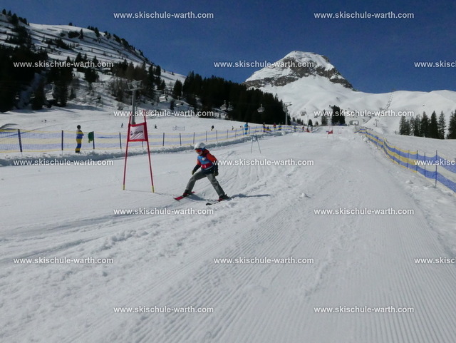 Brigitte (1) | Photos von der Skischule Warth - Realisiert mit Pictrs.com