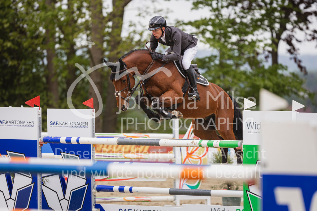 250504_SpengeW_Stil-S-534 | Deine schönsten Turniermomente als professionelle Fotos! Entdecke hochwertige Pferdesport-Fotografie im Online-Shop. Jetzt Fotos finden & bestellen!