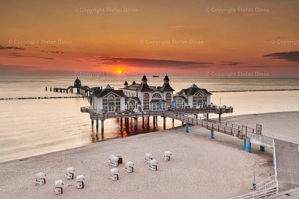 Seebrücke Sellin im Sonnenaufgang | Seebrücke, Rügen, Sellin, Ostseebad, Meer, Insel, Sonnenaufgang, Sommer, Strand - Realisiert mit Pictrs.com