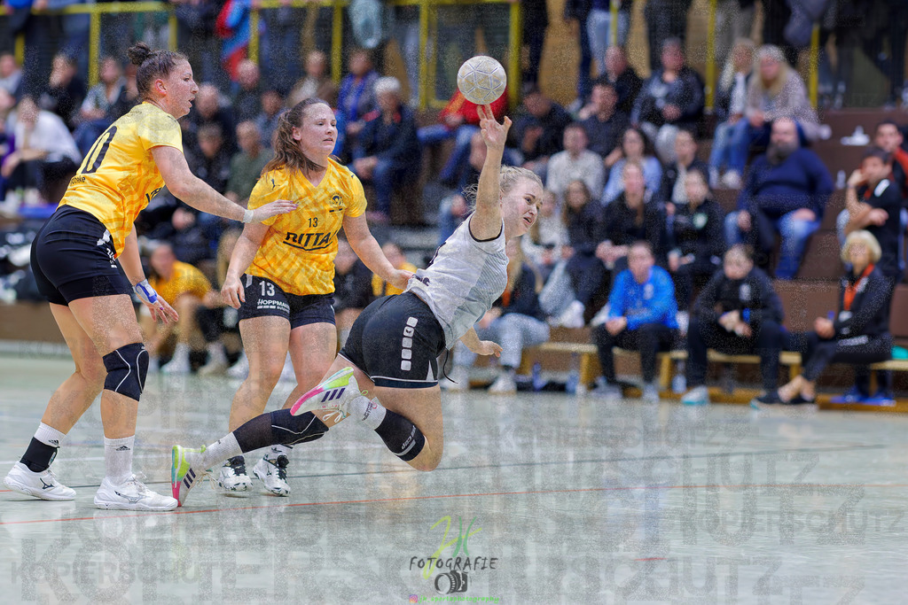 Frauen Oberliga Mitte (HHV); HSG Eibelshausen/Ewersbach - HSG Linden | Frauen Oberliga Mitte (HHV); HSG Eibelshausen/Ewersbach - HSG Linden am 15.11.2025 in Eibelshausen (Holderberghalle)Photo © 2025 - Jörg Heinrich - Realisiert mit Pictrs.com