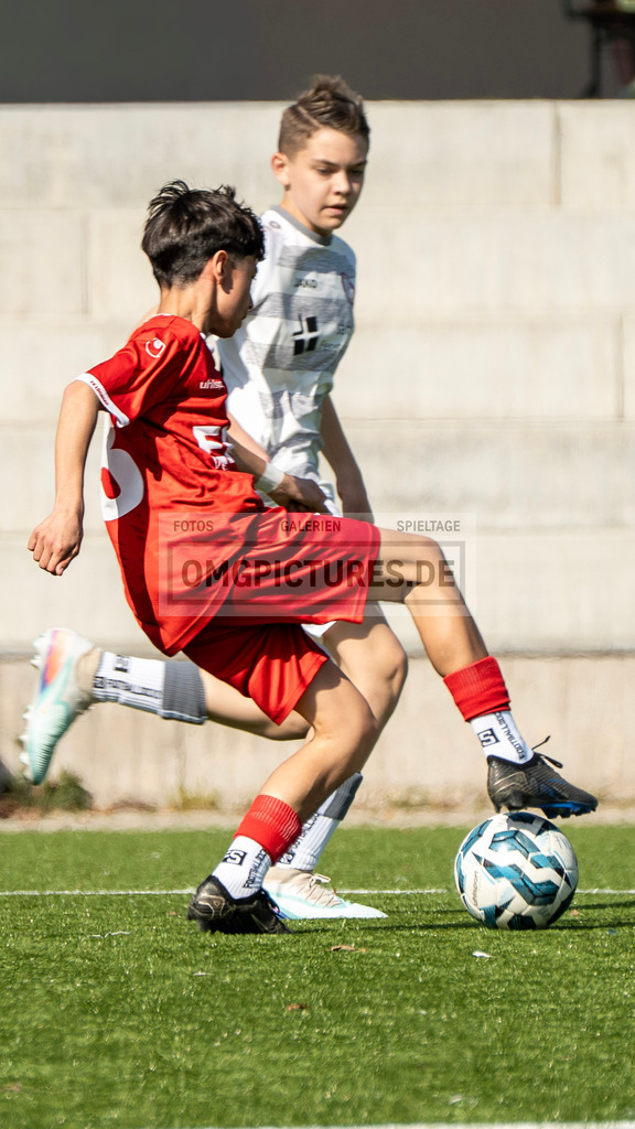 _OMG2250 | www.omgpictures.de, Sportfotograf, Verein, Fotograf, Baden Württemberg, Stuttgart, Heilbronn, omgpictures, Spieltag,  - Realisiert mit Pictrs.com