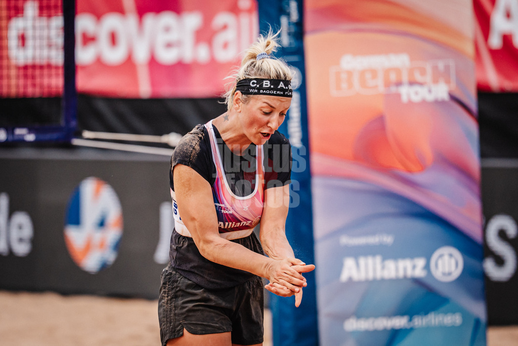 Beachvolleyball | Frauen | Allianz German Beach Tour 2025 | Tourstop München | 03.07.2025 | Karoline Fröhlich ärgert sich