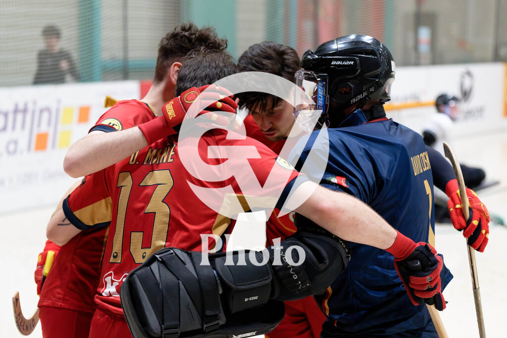 LNA  - Geneve RHC v RHC Diessbach  |  during the LNA  match between Geneve RHC and RHC Diessbach  at Centre sportif de la queue d'arve in Geneve, Switzerland
