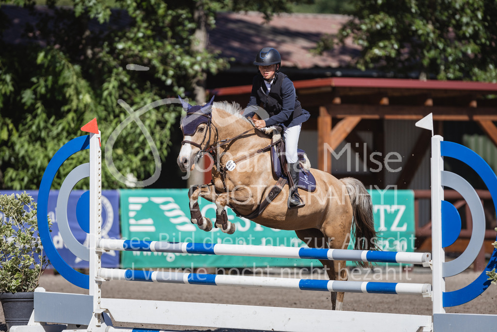 230610_Mühlen_StilA1-530 | Deine schönsten Turniermomente als professionelle Fotos! Entdecke hochwertige Pferdesport-Fotografie im Online-Shop. Jetzt Fotos finden & bestellen!