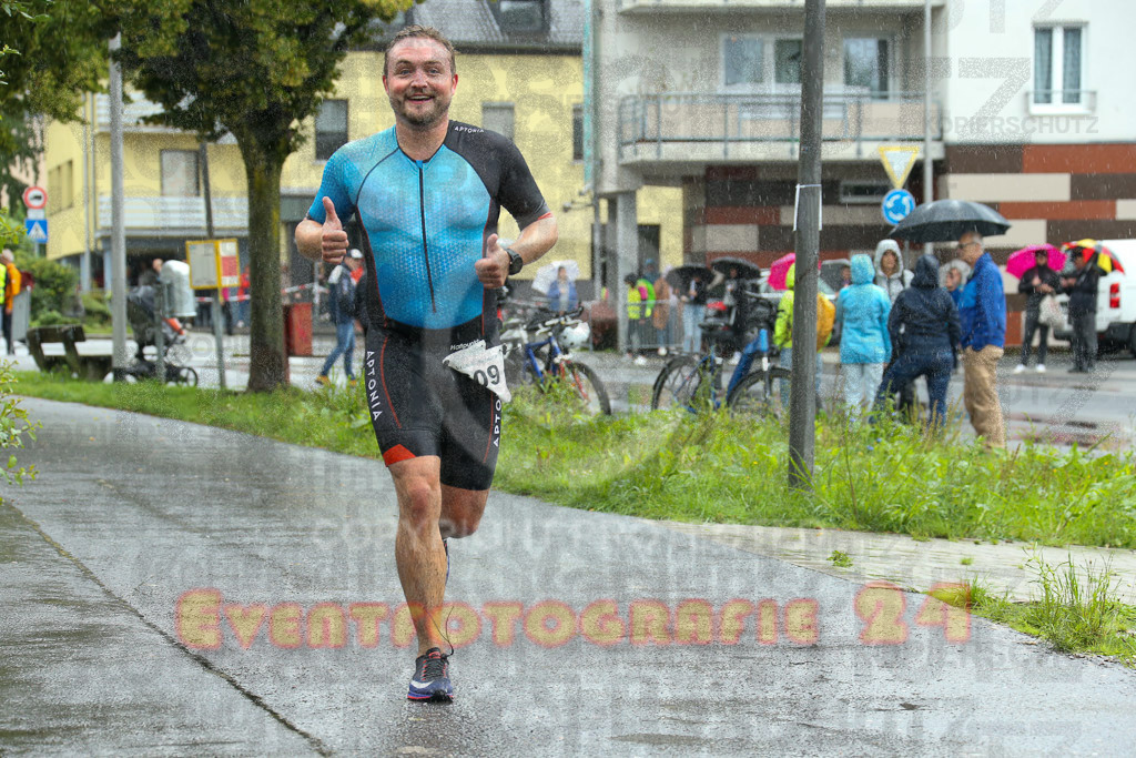 230806_1431_EX1_8569 | Sportfotografie im Rhein-Sieg Kreis, Köln, Bonn, NRW, Rheinland Pfalz, Hessen, etc. Unser Tätigkeitsfeld umfasst den Laufsport vom Volkslauf über den Marathon, Duathlon, Triathon bis zum Ultralauf wie Kölnpfad Ultra oder Schindertrail.