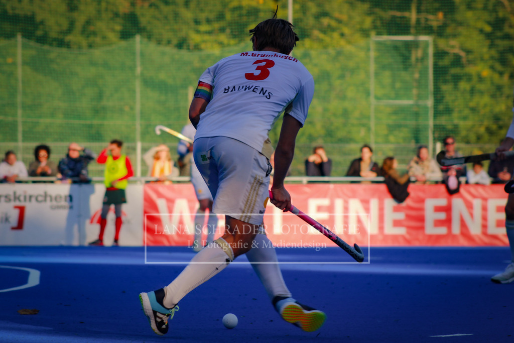 Rot - Weiß Köln - Crefelder HTC 08.10.22-52 | lanaschraderfotografie - Realisiert mit Pictrs.com