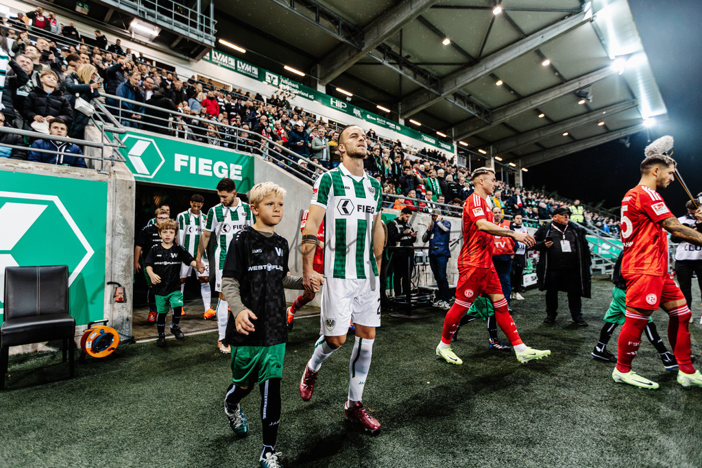 SC Preußen Münster - Fortuna Düsseldorf 1895 | Das ist die Fotodatenbank für authentische Sportfotografie aus Münster: Markus Paletta fotografiert Teams, Sportler:innen, Kinder, Events & Unternehmen. - Realisiert mit Pictrs.com