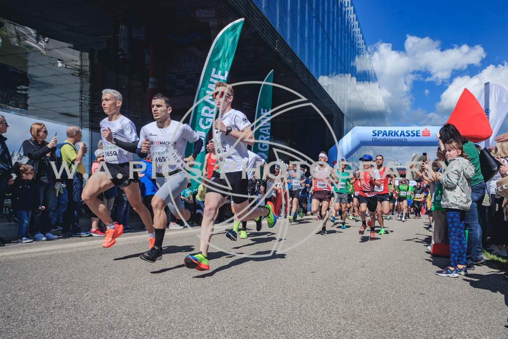 A14I1092 | Sport-,  Presse- und Eventbegleitung!
Contact me !
