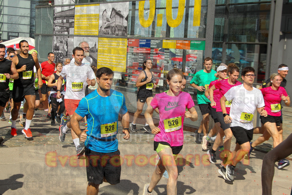 250920_1430_EV4_6993 | Sportfotografie im Rhein-Sieg Kreis, Köln, Bonn, NRW, Rheinland Pfalz, Hessen, etc. Unser Tätigkeitsfeld umfasst den Laufsport vom Volkslauf über den Marathon, Duathlon, Triathon bis zum Ultralauf wie Kölnpfad Ultra oder Schindertrail.