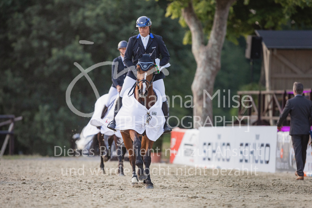 220728_BHO_ST_M1-Spr_2-849 | Deine schönsten Turniermomente als professionelle Fotos! Entdecke hochwertige Pferdesport-Fotografie im Online-Shop. Jetzt Fotos finden & bestellen!