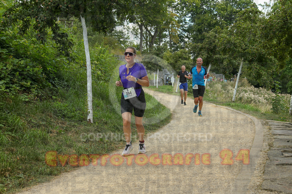 250824_1351_EX1_4001 | Sportfotografie im Rhein-Sieg Kreis, Köln, Bonn, NRW, Rheinland Pfalz, Hessen, etc. Unser Tätigkeitsfeld umfasst den Laufsport vom Volkslauf über den Marathon, Duathlon, Triathon bis zum Ultralauf wie Kölnpfad Ultra oder Schindertrail.