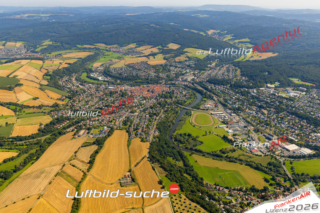 Luftaufnahme der Stadt Melsungen - Die Luftaufnahme wurde 2025 vom UL-Flugzeug heraus erstellt ( keine Drohne ) - Hochauflösende Luftaufnahme - für professionelle Ausdrucke geeignet. Die Geschenkidee !Hier alle&nbsp;Infos zur Lizenzierung der LuftaufnahmeWir fliegen auch dieses Jahr wieder in Ihre Region um Luftbilder zu erstellen.- Luftbild anfragen