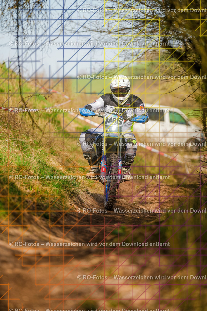 3 Lauf Mernes-1421 | Sportfotografie von RO-Fotos: Motorsport, Motocross, Enduro, Laufveranstaltungen und Triathlon. Professionelle Fotos von Sportlern und Events. - Realisiert mit Pictrs.com