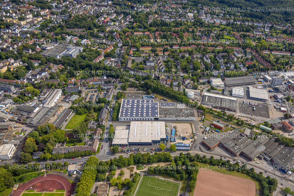 Witten250804760 | Luftbild, Gewerbegebiet Westfalen Straße Ecke Am Stadion mit Reifenhandel Kessler und Evonik Chemiepark Witten, Radweg Rheinischer Esel, Wohngebiet Rüdinghauser Straße, Sportanlage Wullenstadion, Fußballstadion und Leichtathletik Stadion des FSV Witten 07/32 e.V., Fußballplatz VFB Annen 19 e.V., Westfalenstraße, Witten, Ruhrgebiet, Nordrhein-Westfalen, Deutschland