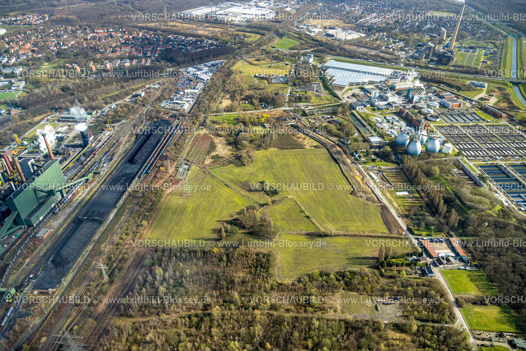 Bottrop260305426FreiheitEmscher | Luftbild, " Freiheit Emscher "  großes interkommunales Stadtentwicklungsprojekt in NRW, von Essen, Bottrop und RAG Montan Immobilien, 1.700 Hektar, inklusive 150 Hektar ehemaliger Bergbauflächen, entsteht bis ca. 2030 ein neuer, nachhaltiger urbaner Raum für innovat, , Batenbrock-Süd, Bottrop, Ruhrgebiet, Nordrhein-Westfalen, Deutschland