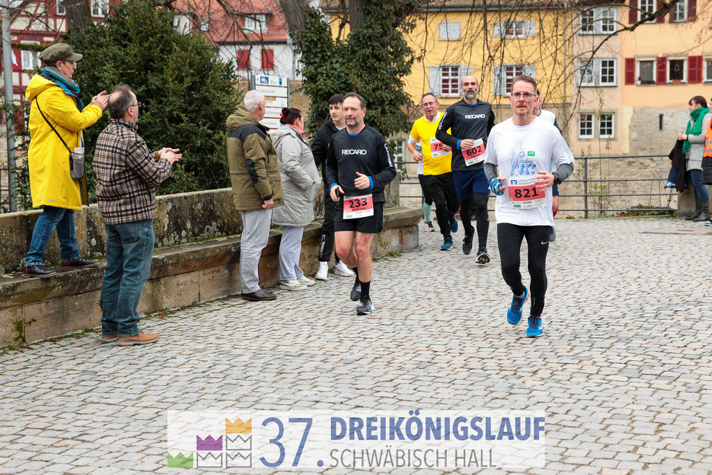VR Bank Hauptlauf 10000m | 3 Koenigslauf 2023 - Realisiert mit Pictrs.com