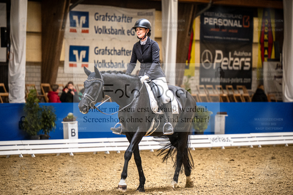 DOS_2274 | Entdecke hochwertige Reitturnierfotos von Foto Oger. Professionell, emotional und authentisch – jetzt Lieblingsmomente im Shop bestellen. - Realisiert mit Pictrs.com