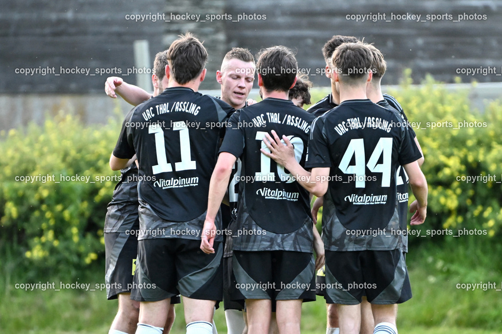 WSG Radenthein vs. URC Thal Assling | Jubel URC Thal Assling Mannschaft, #47 Luis Felder URC Thal Assling, #44 Matteo Kraler URC Thal Assling, #11 Pascal Oliver Kofler URC Thal Assling, WSG Radenthein vs. URC Thal Assling, WSG Radenthein vs. URC Thal Assling am 30.05.2025 in Radenthein (Sportplatz Radenthein), Austria, (Photo by Bernd Stefan)